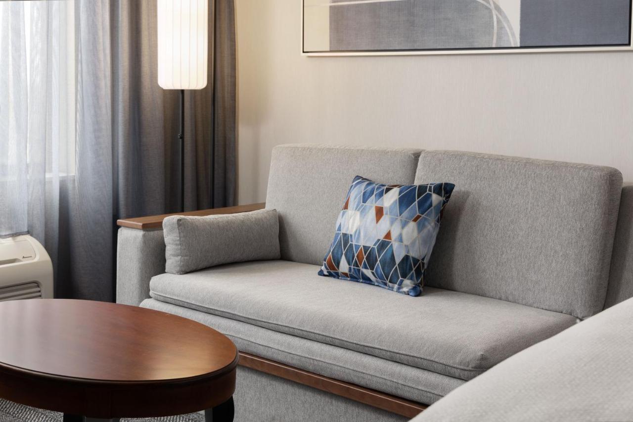 Hotel Courtyard By Marriott Ontario