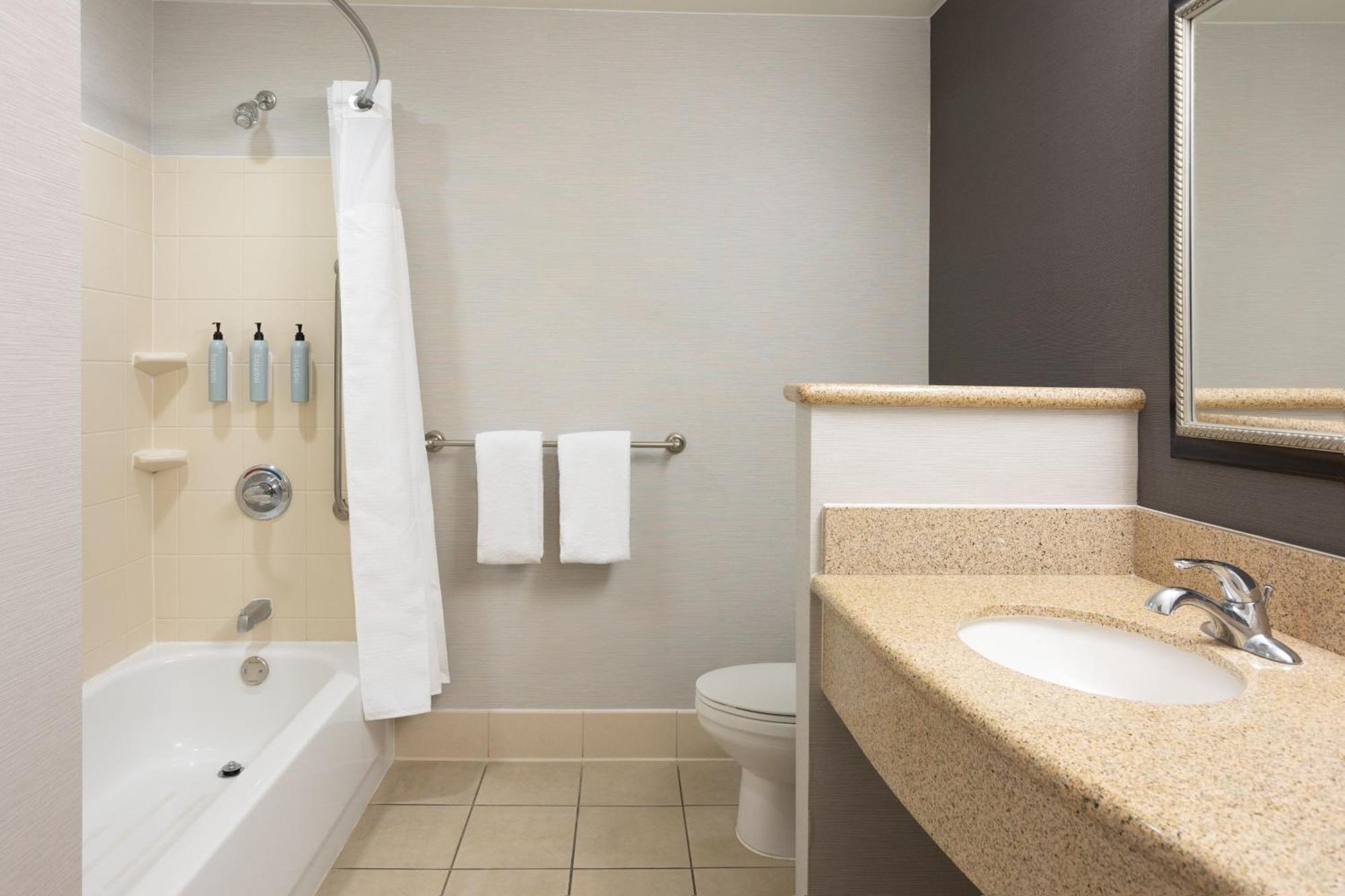 Hotel Courtyard By Marriott Ontario Rancho Cucamonga