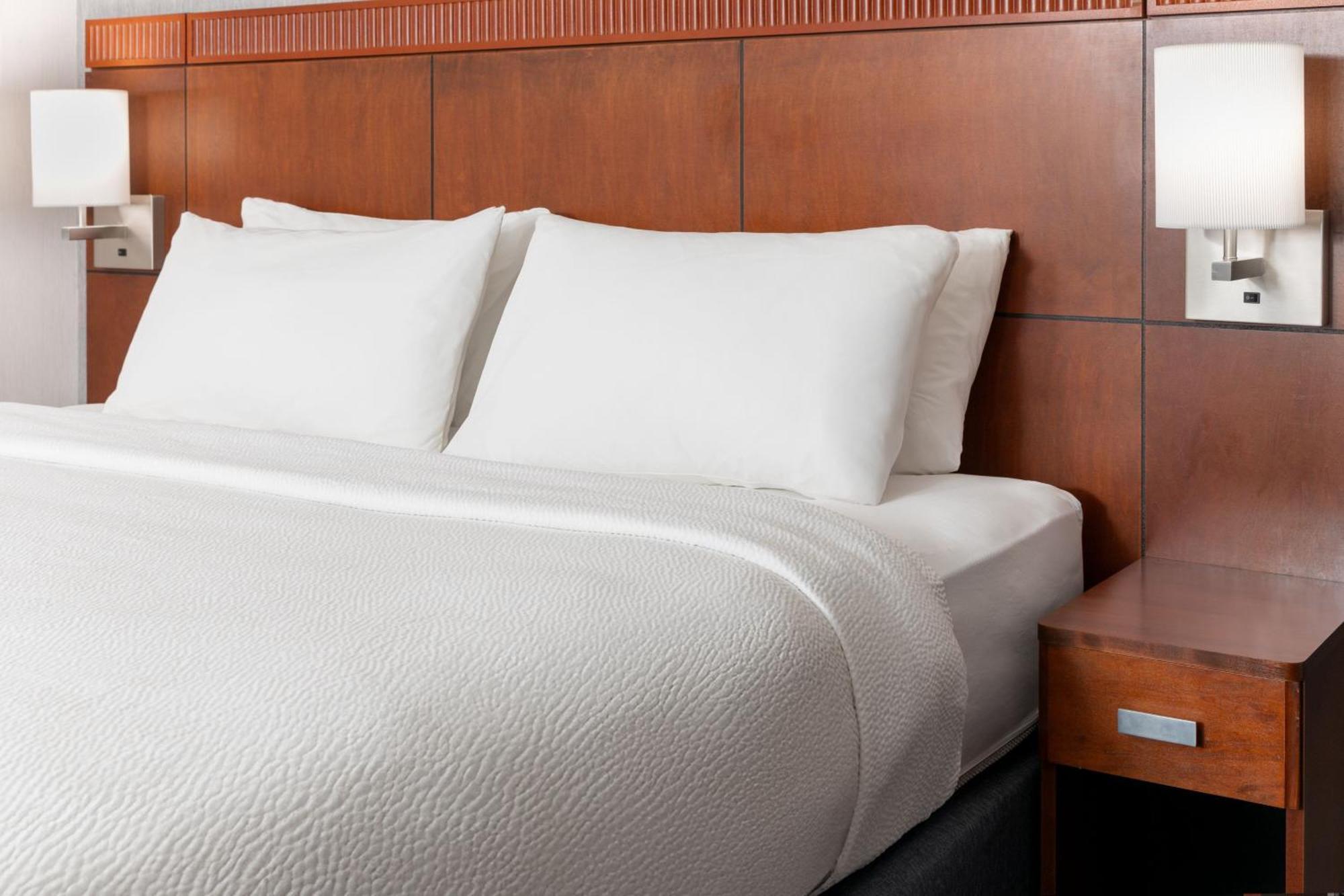 Courtyard By Marriott Ontario Hotel Rancho Cucamonga