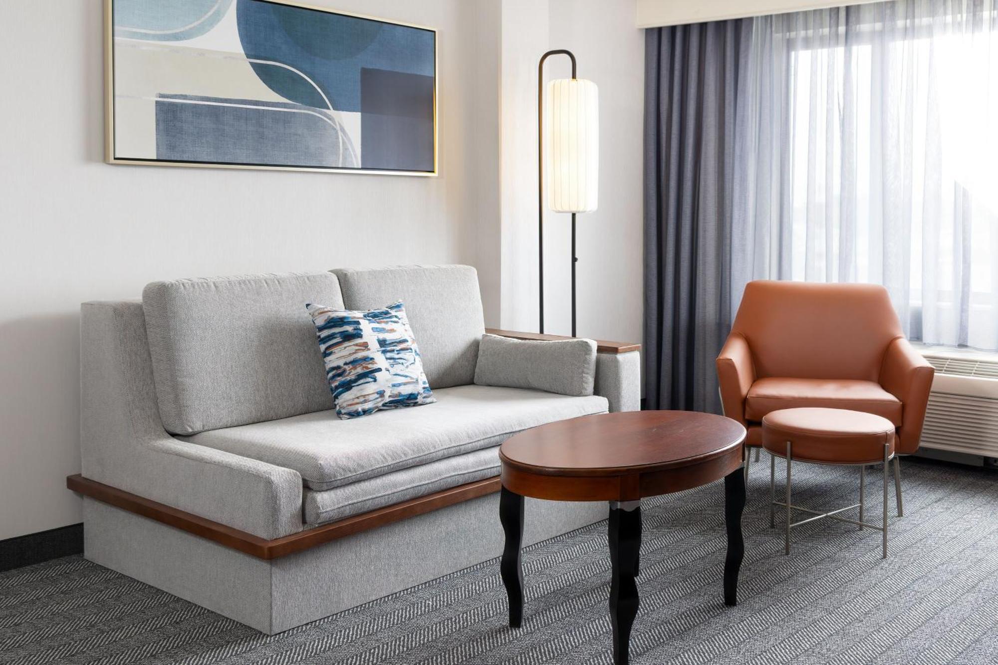 Hotel Courtyard By Marriott Ontario