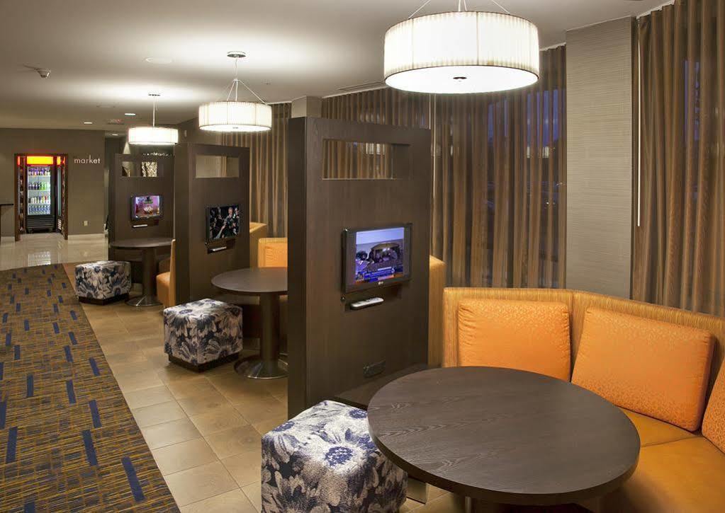 Hotel Courtyard By Marriott Ontario