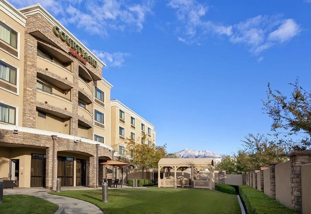 Hotel Courtyard By Marriott Ontario